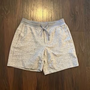 Lululemon At Ease Short Grey Large